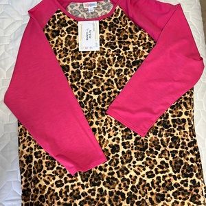 LuLaRoe, Randy T-Shirt